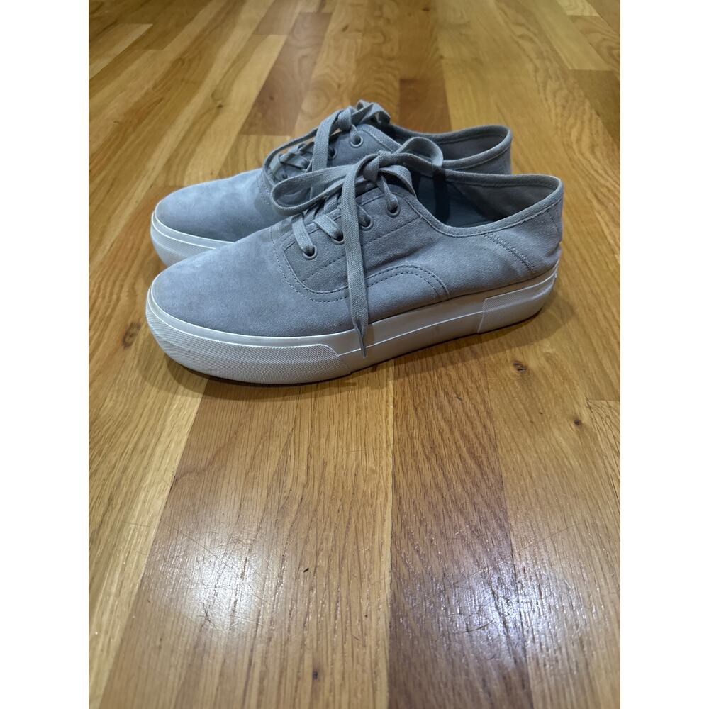 Vince Copley Platform Casual Sneaker Suede Grey Size 8 Minimalist Neutral Casual